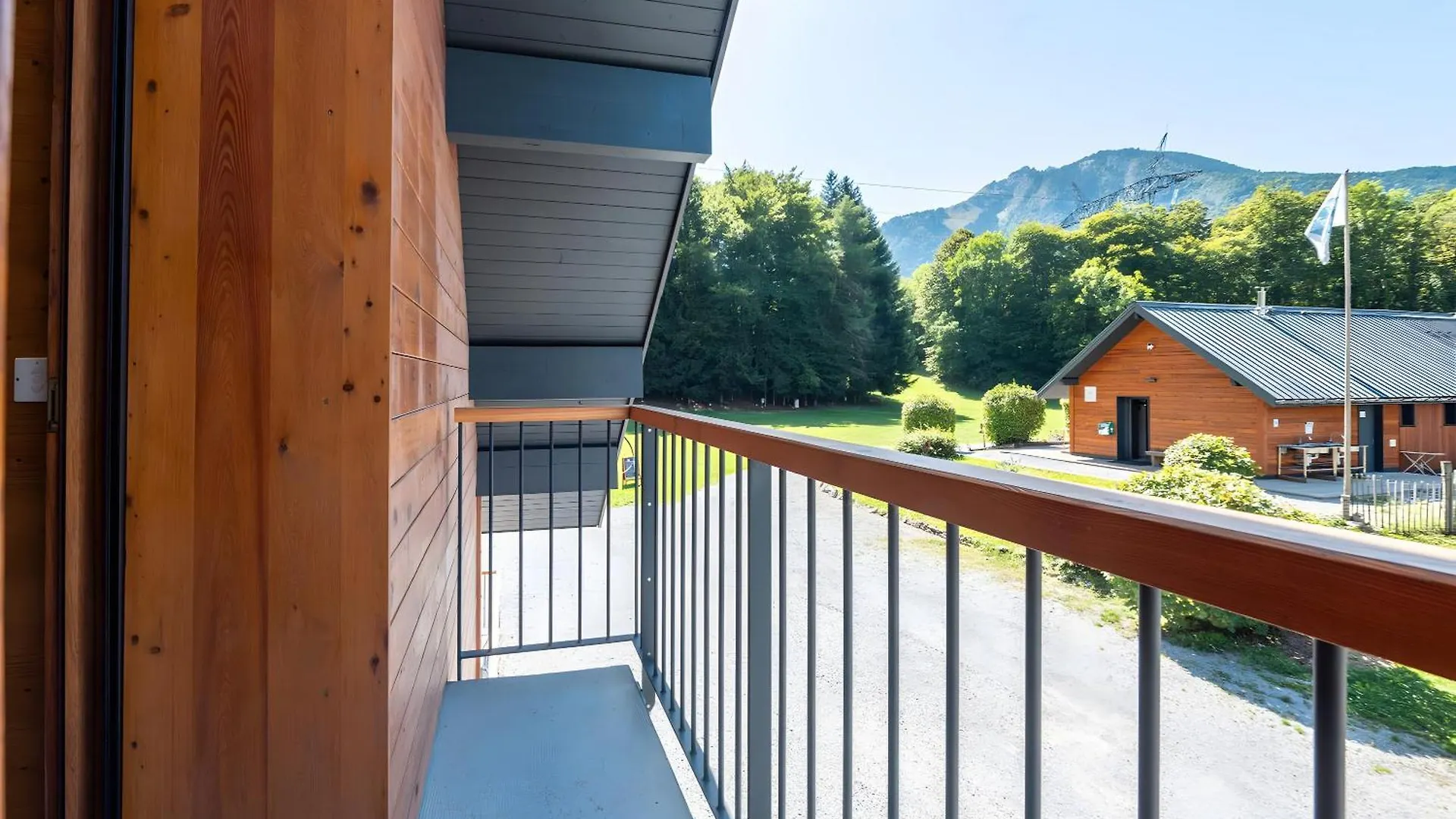 Privatisation Hostel Faverges Chalet